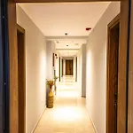 Daire Ajdens Luxury Apartments Lungomare