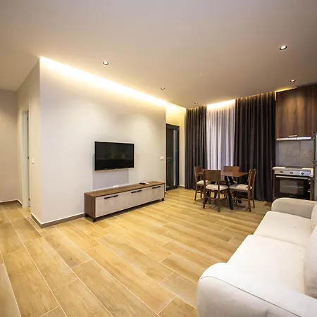 Ajdens Luxury Lungomare Lägenhet Vlorë