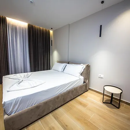 Lägenhet Ajdens Luxury Lungomare *