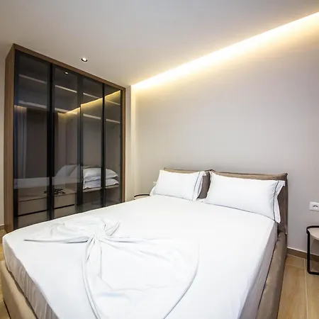 Ajdens Luxury Lungomare * Vlorë