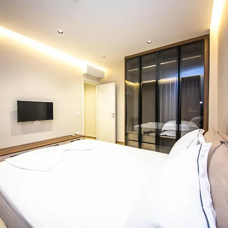 Lägenhet Ajdens Luxury Lungomare *