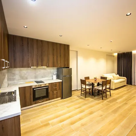 アパート Ajdens Place Vlorë