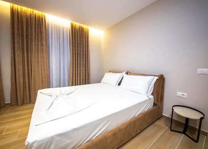 아파트 Ajdens Place