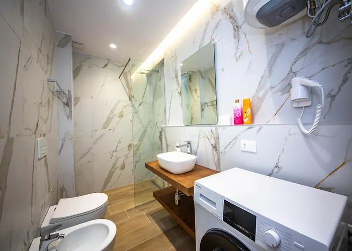 公寓 Ajdens Place *